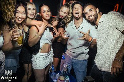 Party Bild aus dem Weekend Club Berlin vom 31.08.2024